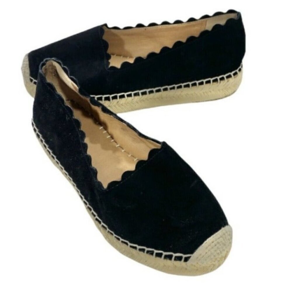 Crown Vintage Black Scalloped Flats